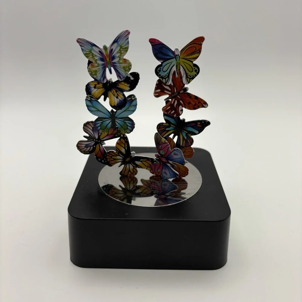 Gorgeous Colorful Butterfly Magnetic Sculpture Desk Toy Stress Reliever‎ Art